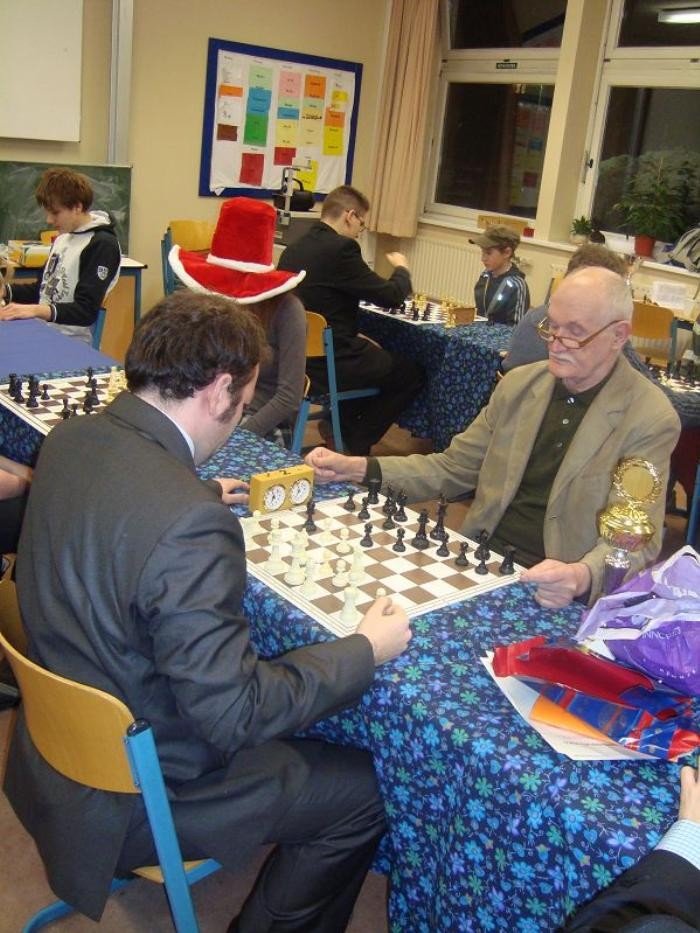 WDF2010708