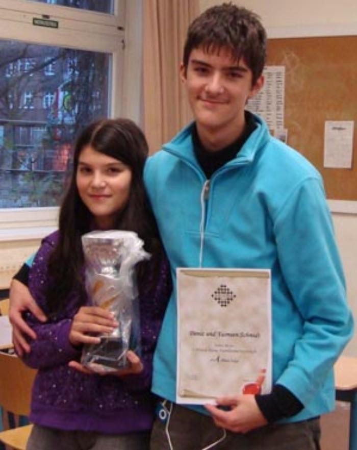 fm2009-yasmeen u deniz - titel